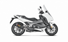 Akrapovic Slip-on Line Carbon Einddemper met E-keur Honda Integra 750 2012 - 2020